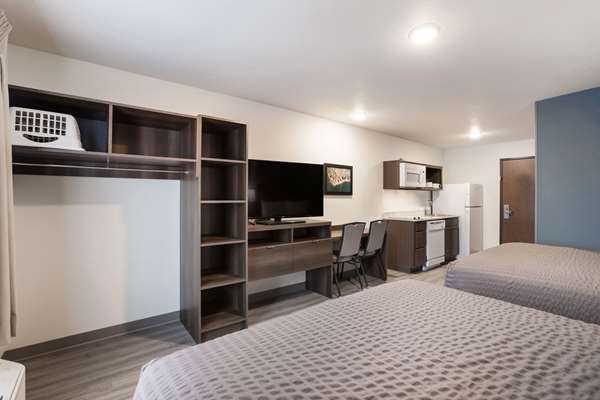  - WoodSpring Suites Madison Heights - I-75, Exit 65