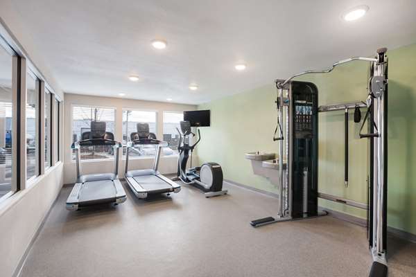 Fitness/ Exercise Room - WoodSpring Suites Madison Heights - I-75, Exit 65