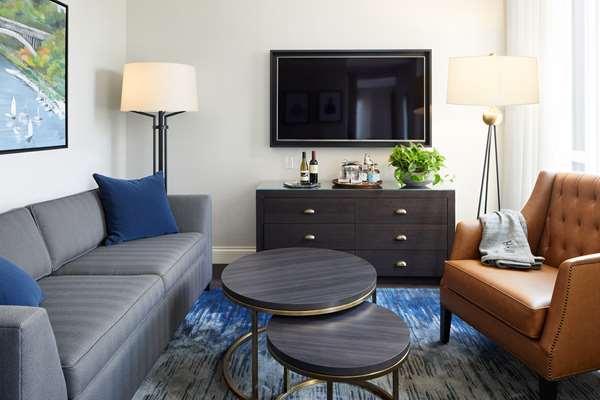 Suite - Whitney Hotel Beacon Hill Boston