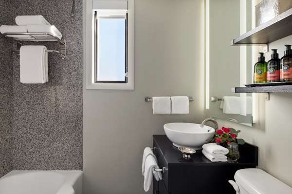  - Capitol Hill Hotel DC