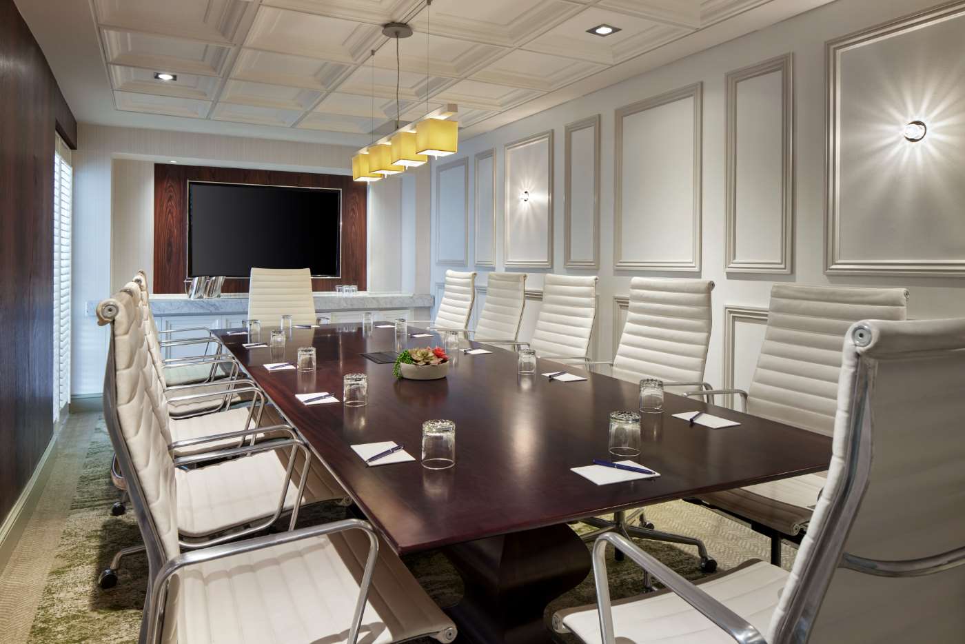 CapHill RTThe Boardroom v | Capitol Hill Hotel