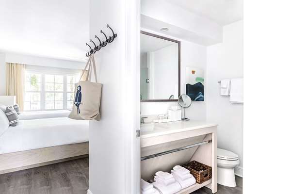  - Parrot Key Hotel & Villas Key West