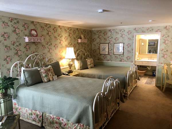  - Apple Farm Inn San Luis Obispo