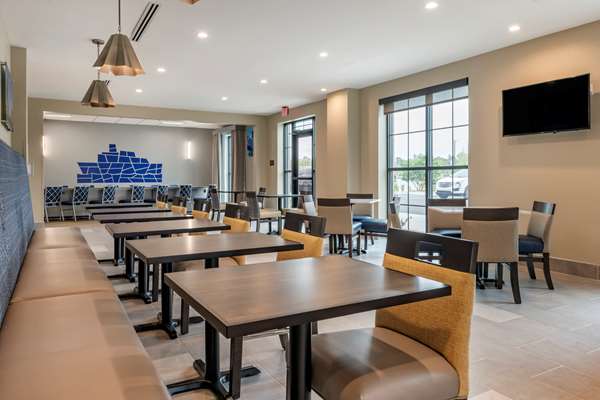 Amenities - Comfort Inn & Suites NAS Jacksonville - I-295, Exit 12