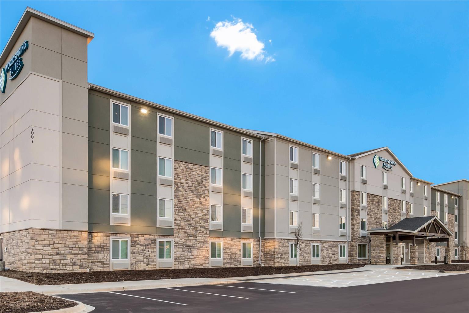WoodSpring Stes University Research Park