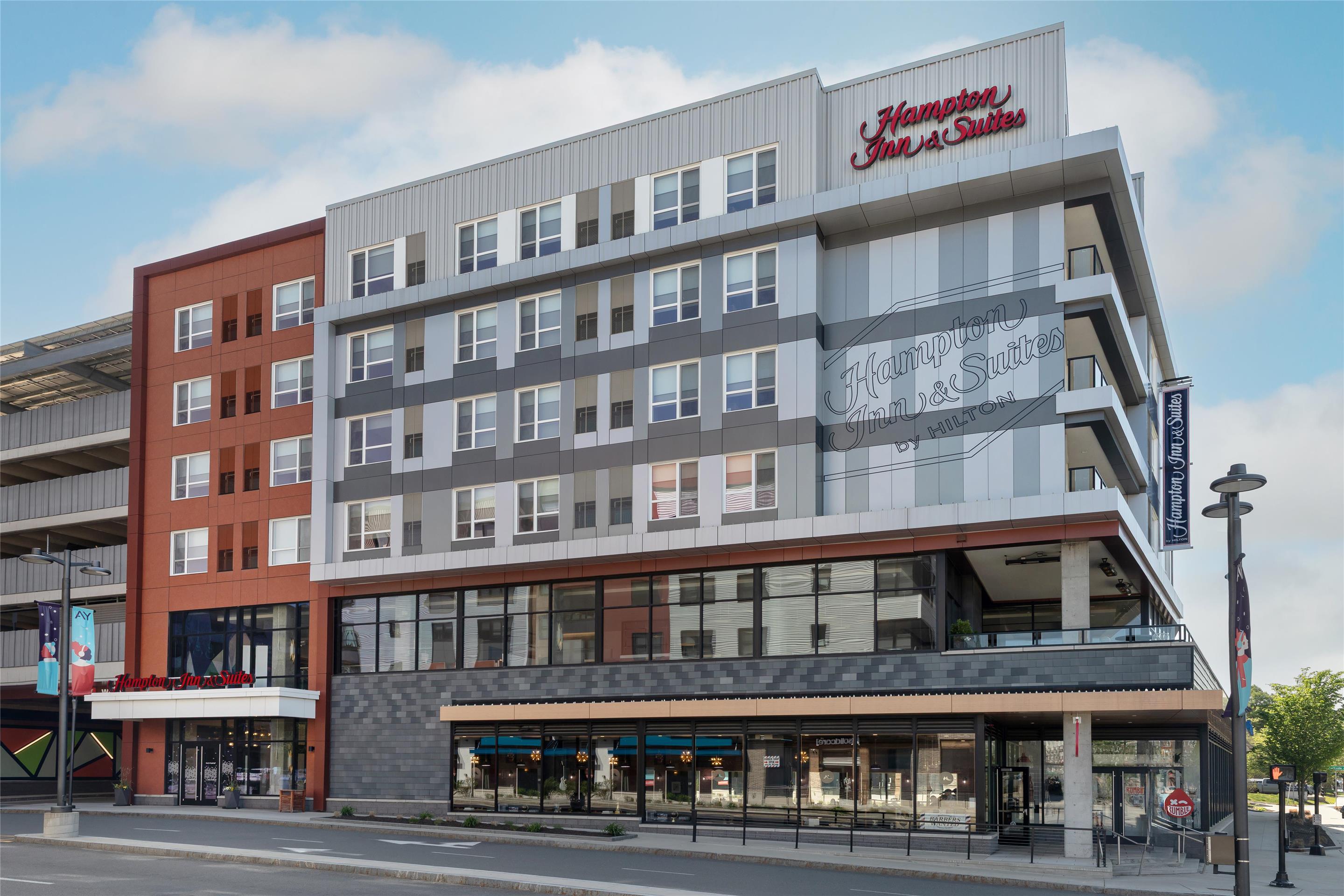 Exterior | Hampton Inn & Suites Watertown Boston