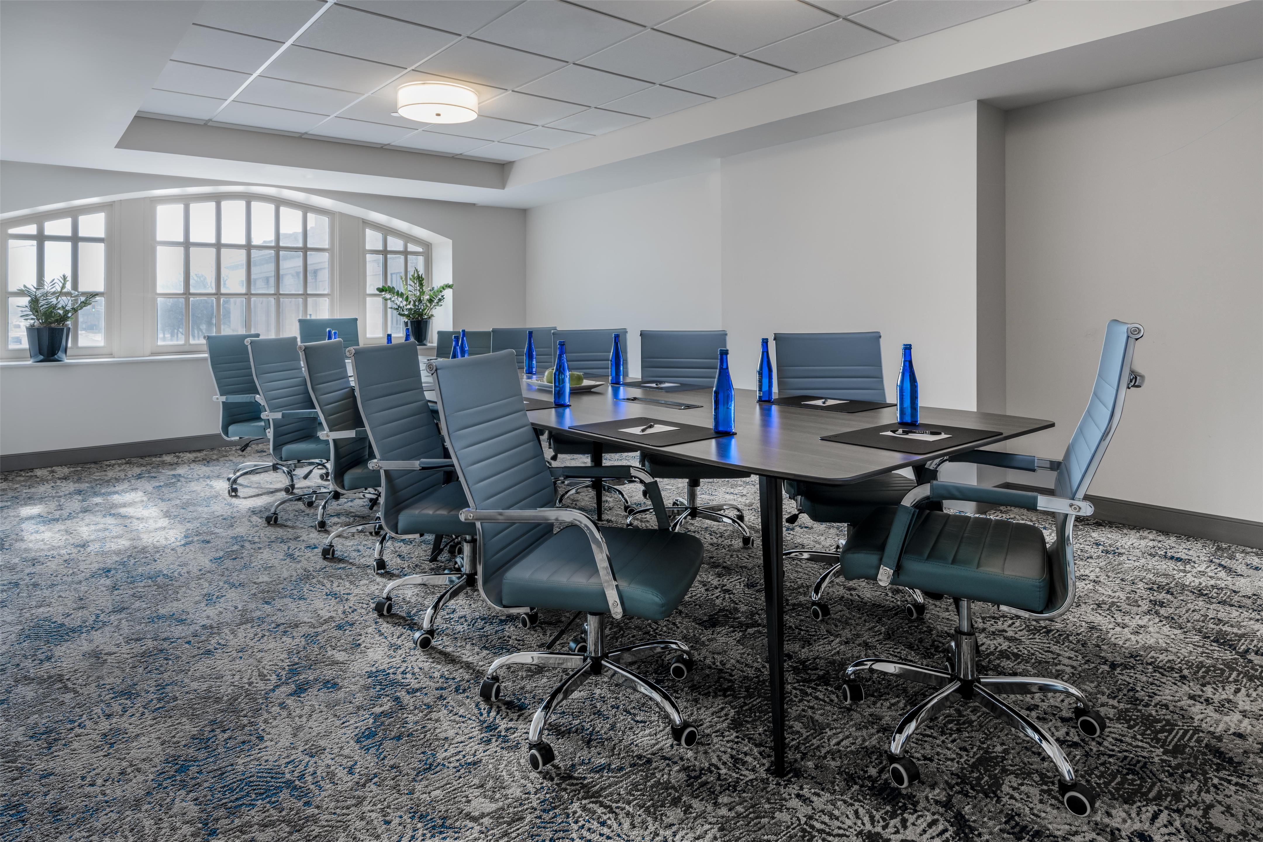 Meeting Room | Hotel Elkhart, Tapestry Collection by Hilton