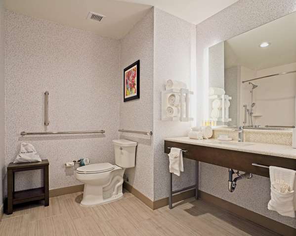  - Hampton Inn & Suites University Lubbock
