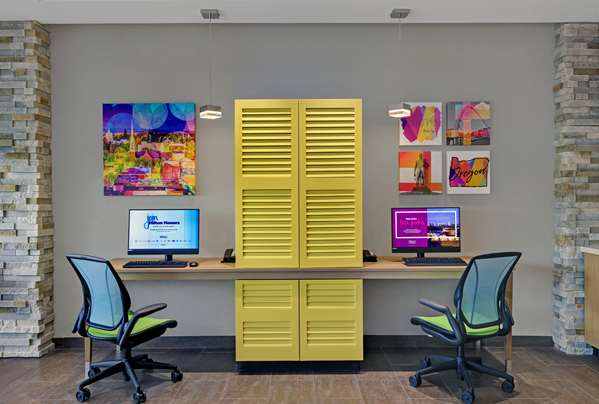 Conference Area - Home2 Suites by Hilton Salem - I-5, Exit 253