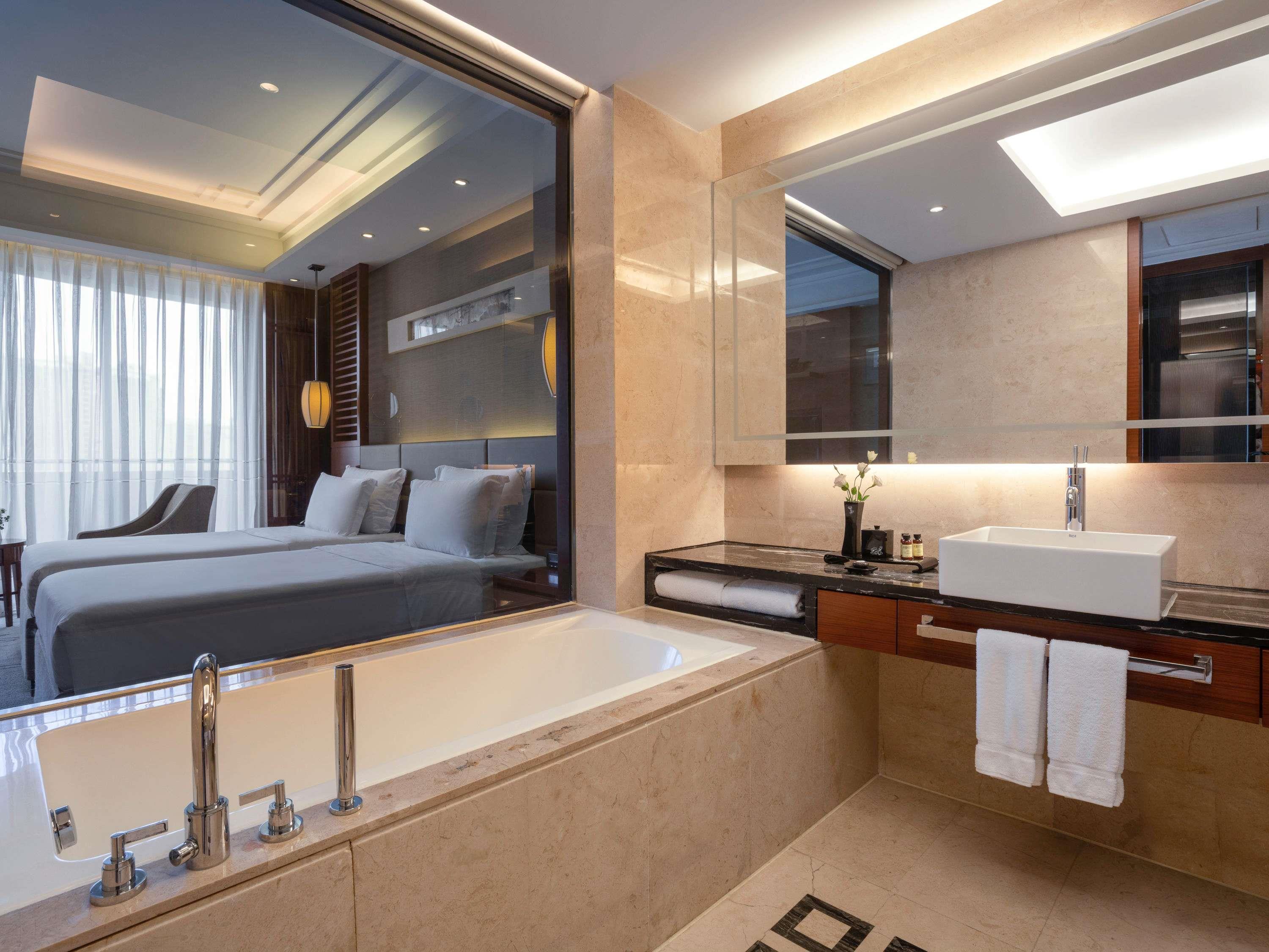 Pullman Foshan Shunde Room Type - DELUXE ROOM, 2 Single Size Beds, Private Balcony