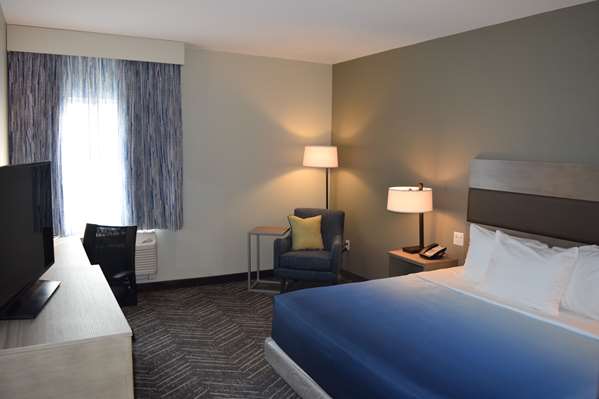  - La Quinta Inn & Suites Middletown