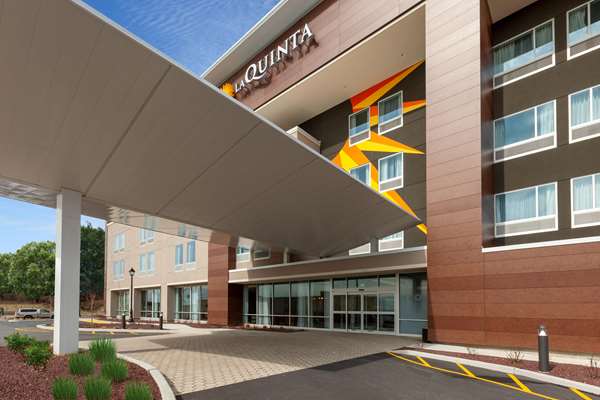 Exterior view - La Quinta Inn & Suites Middletown