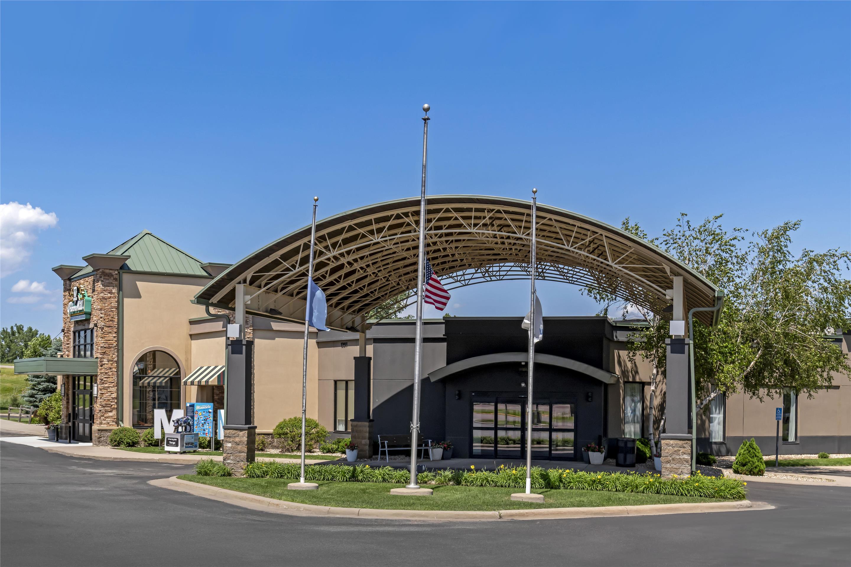 Exterior | Best Western Fairmont