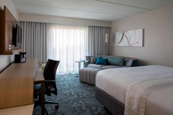  - Sonesta Select Hotel I-85 Norcross - I-85, Exit 99