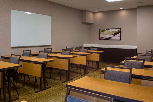  - Sonesta Select Hotel I-85 Norcross - I-85, Exit 99