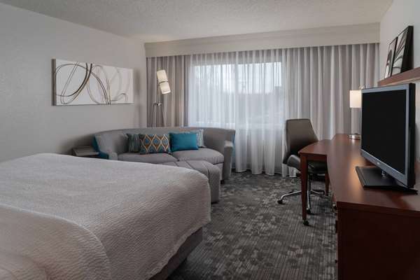  - Sonesta Select Hotel Chattanooga Hamilton Place - I-75, Exit 5