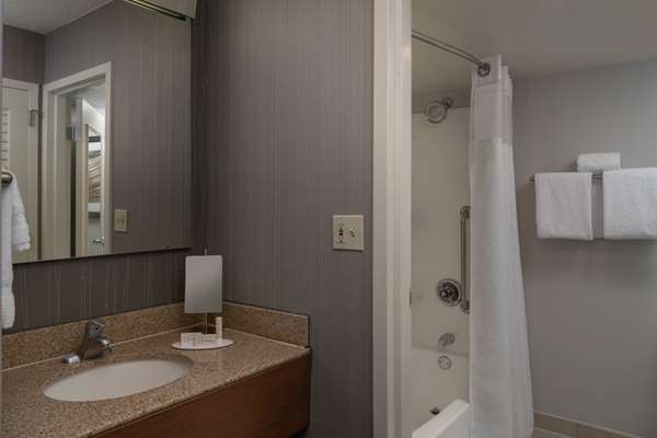  - Sonesta Select Hotel Chattanooga Hamilton Place - I-75, Exit 5