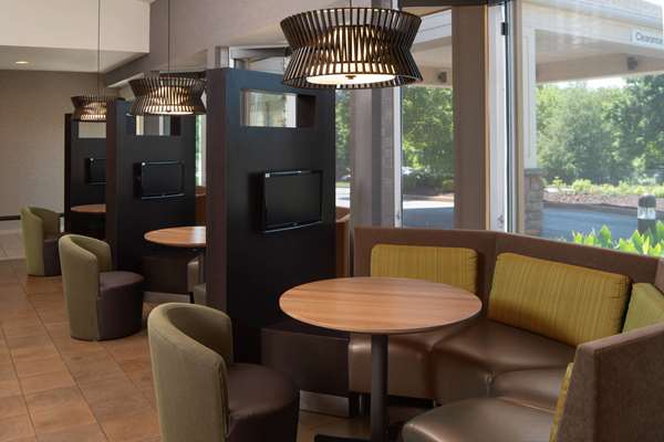  - Sonesta Select Hotel Chattanooga Hamilton Place - I-75, Exit 5