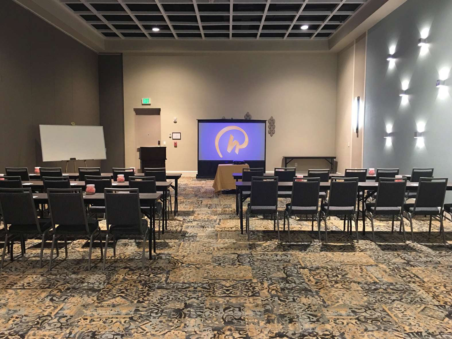 Reflection Meeting Room