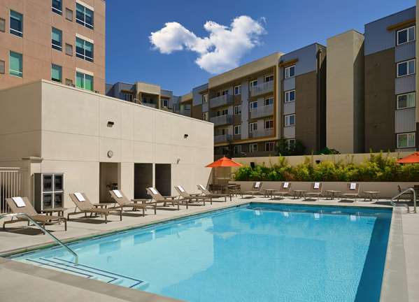 Pool - Hyatt House Hotel USC Medical Center Los Angeles