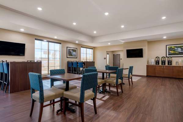 Amenities - Comfort Inn & Suites Mankato