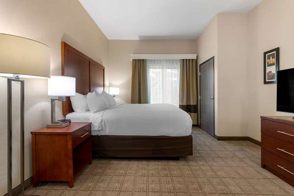  - Comfort Inn & Suites Mankato