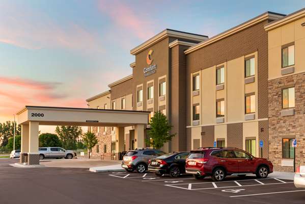 Exterior view - Comfort Inn & Suites Mankato