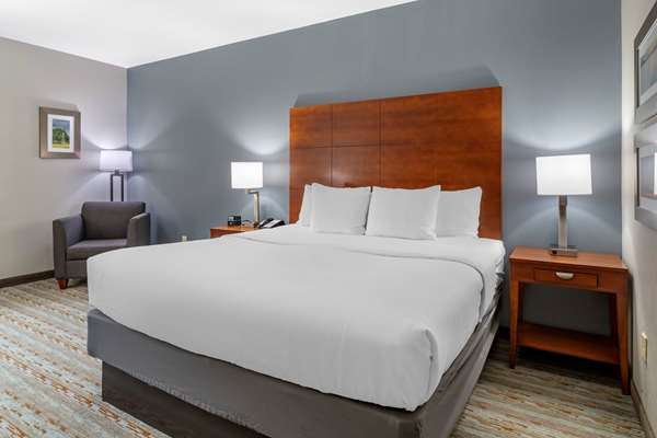  - Comfort Inn & Suites Cleveland