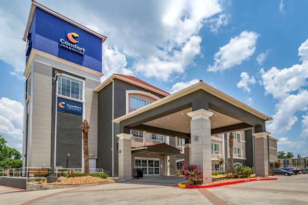 Exterior view - Comfort Inn & Suites Cleveland