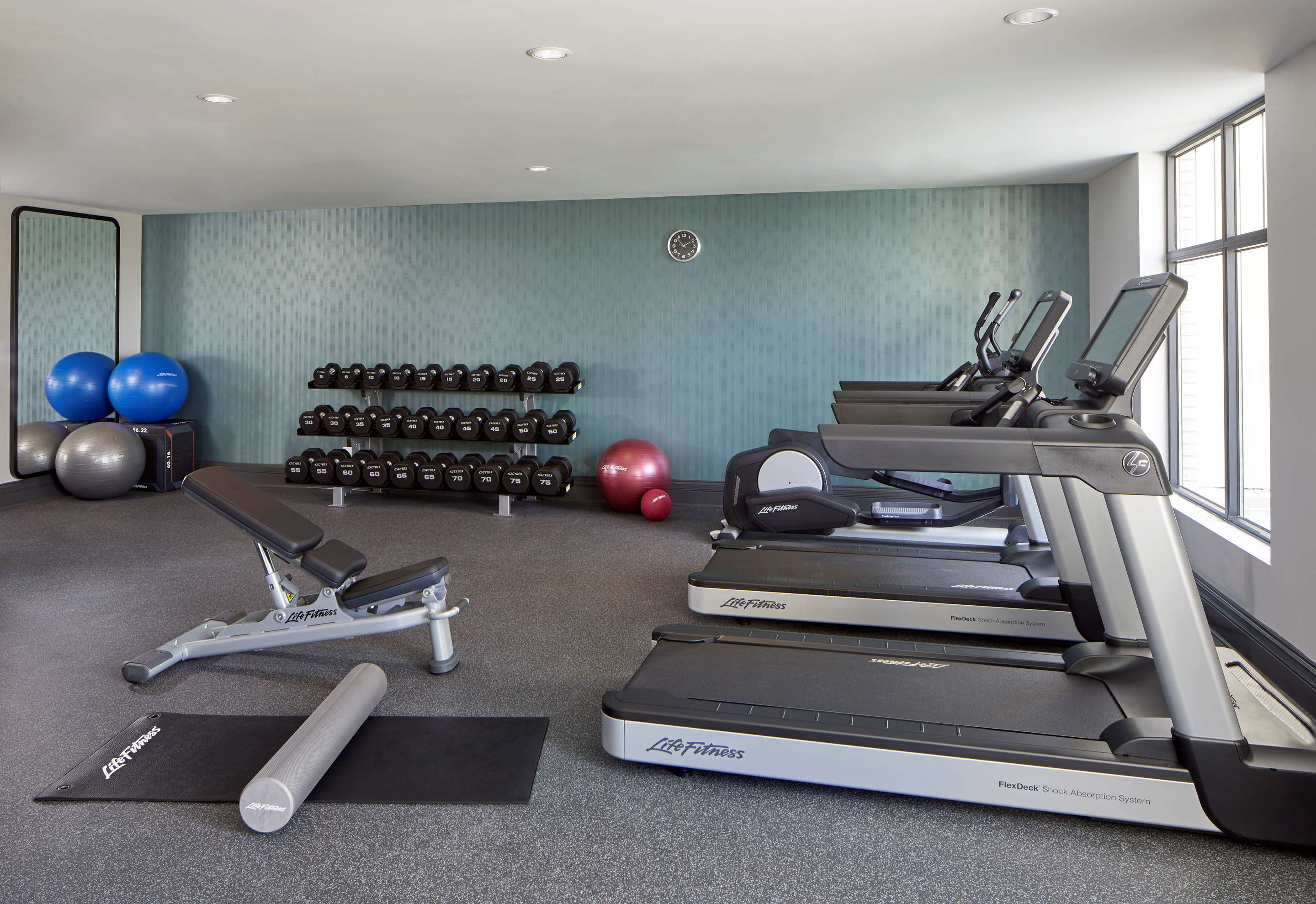 Health club fitness center gym | The Hamilton Alpharetta, Curio Collection by Hilton