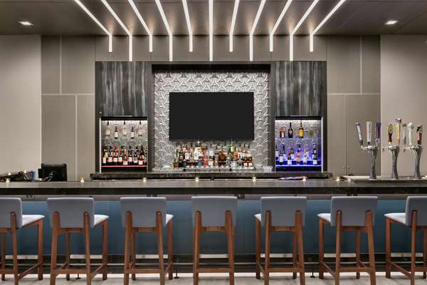 Bar - Embassy Suites by Hilton Midtown Atlanta - I-75 & I-85, Exit 250