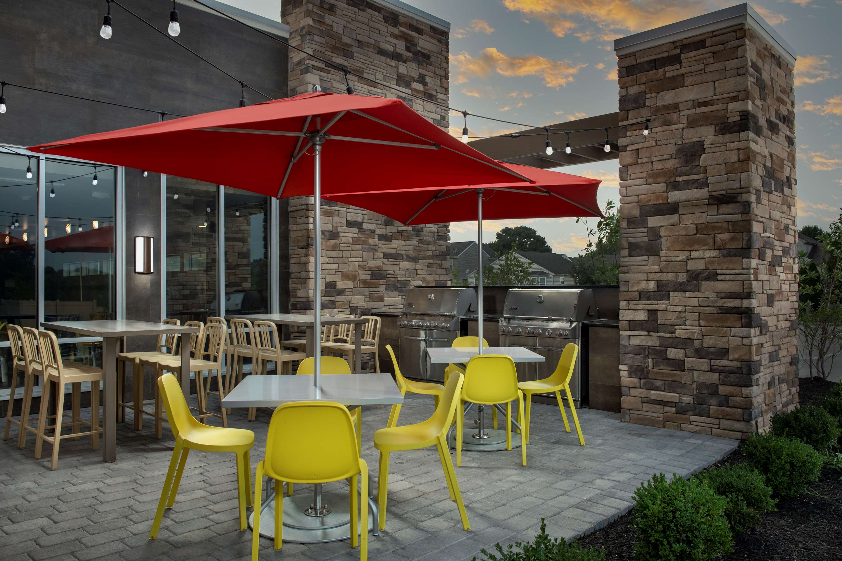 Restaurant | Home2 Suites By Hilton Columbus Polaris