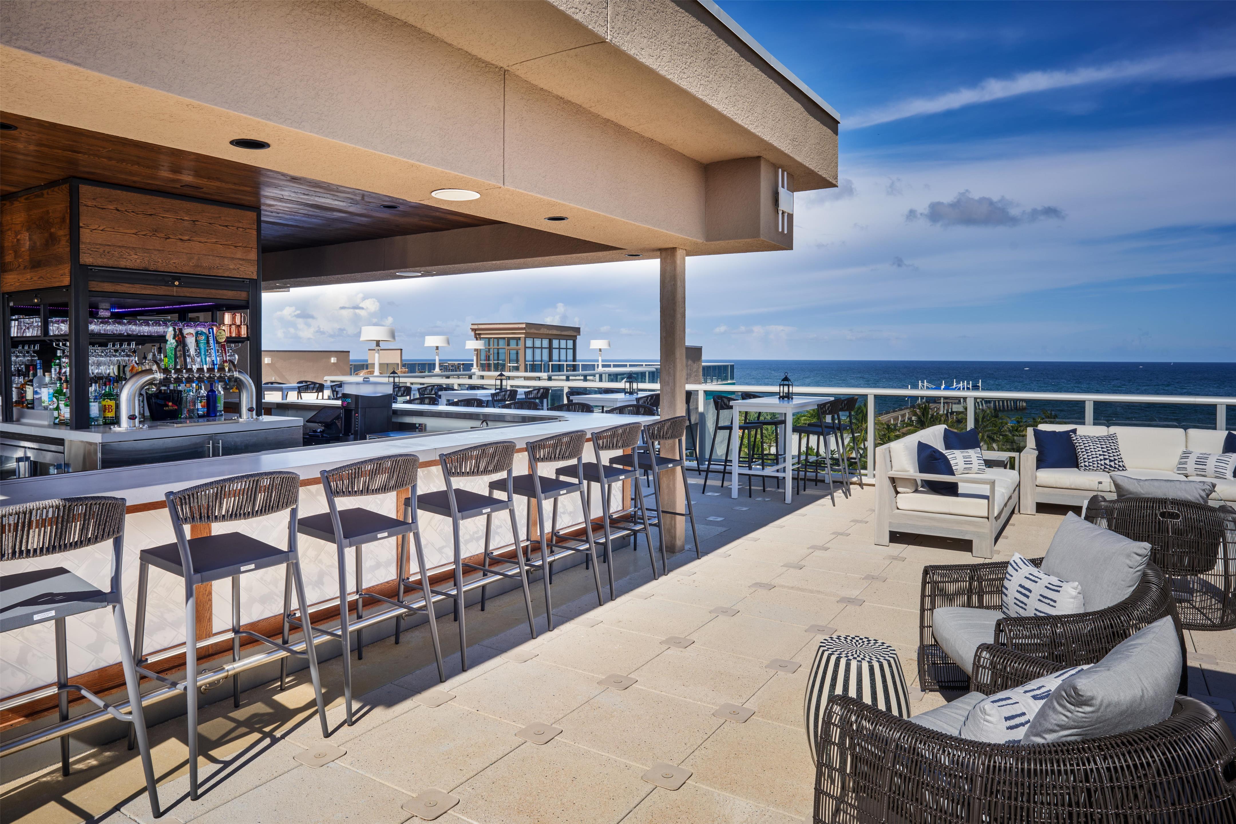 BarLounge | Tru By Hilton Pompano Beach Pier