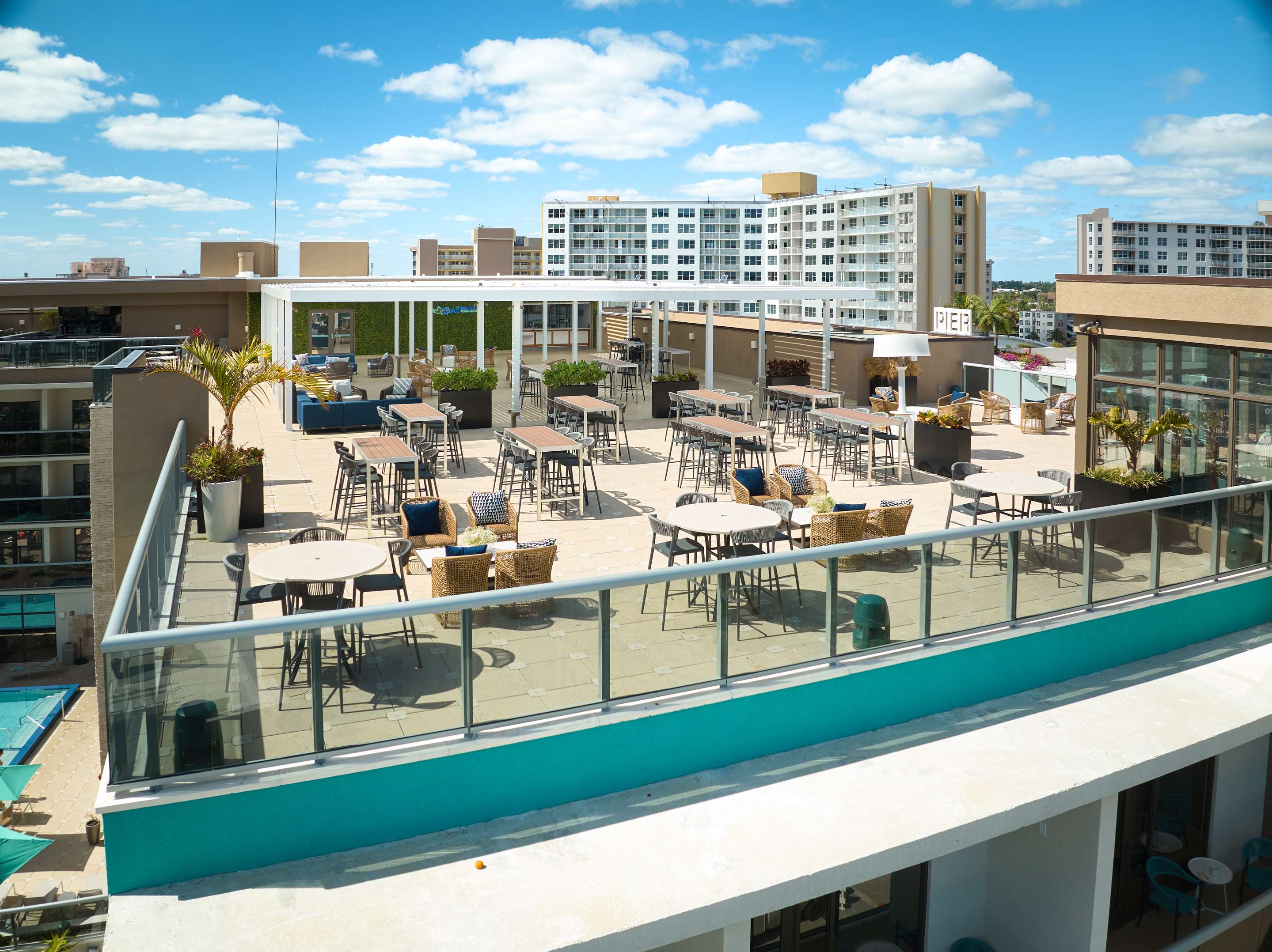 Restaurant | Home2 Suites by Hilton Pompano Beach Pier