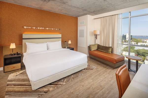  - Hotel Melby Downtown Melbourne