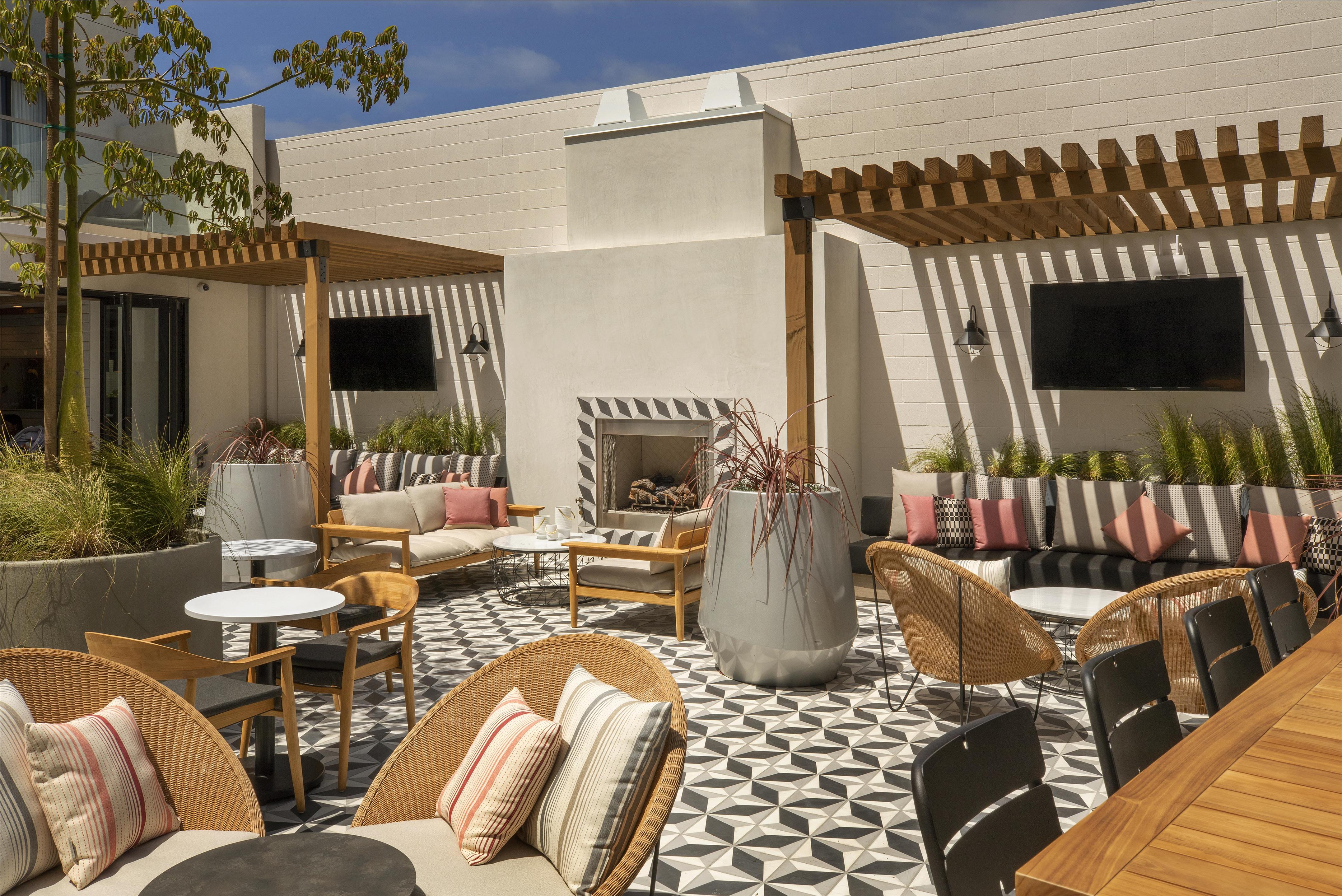 Exterior | The Monsaraz San Diego, Tapestry Collection by Hilton