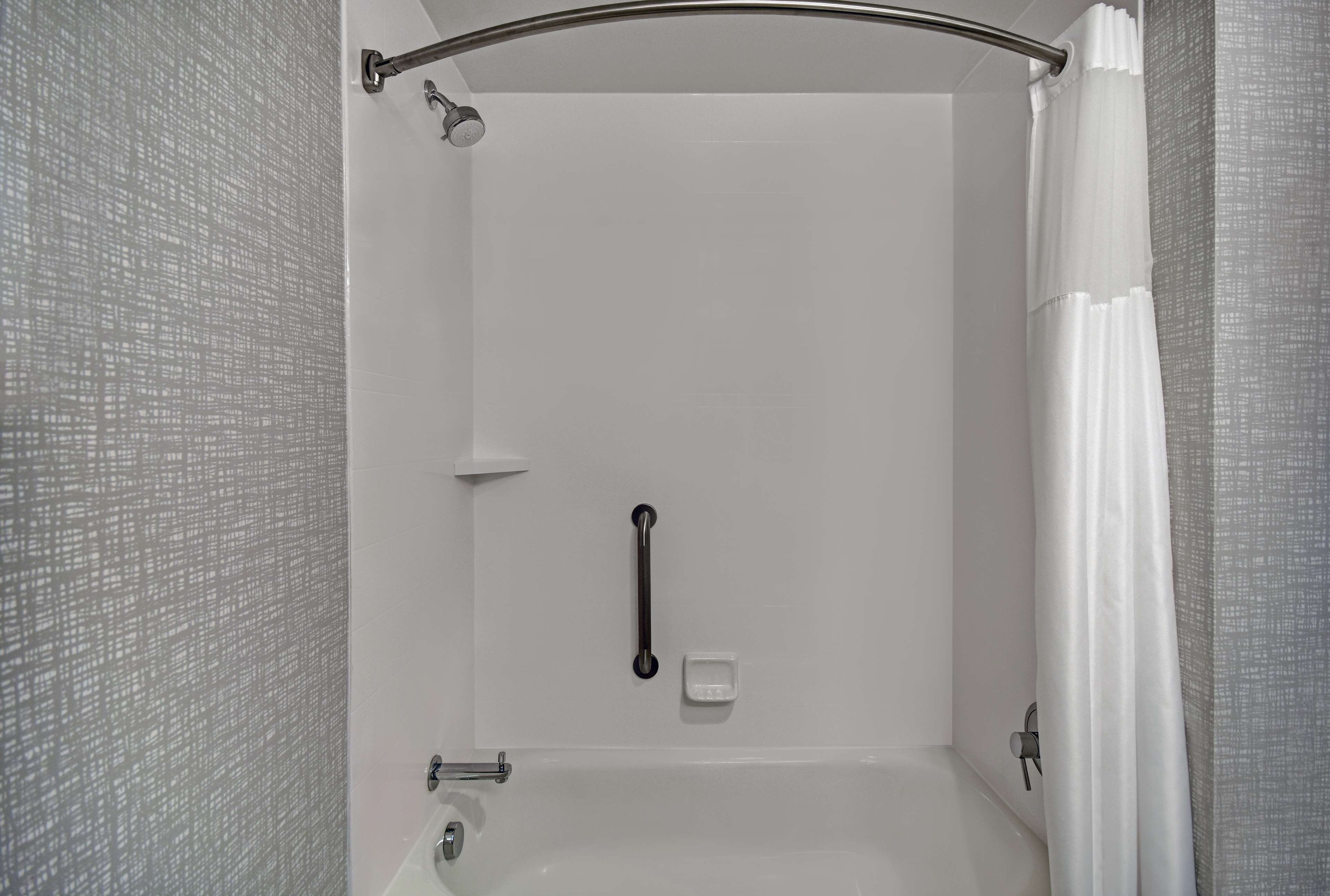 Hampton Inn Cave City, KY Room Type - 1 KING W SOFABED W FRIDGE