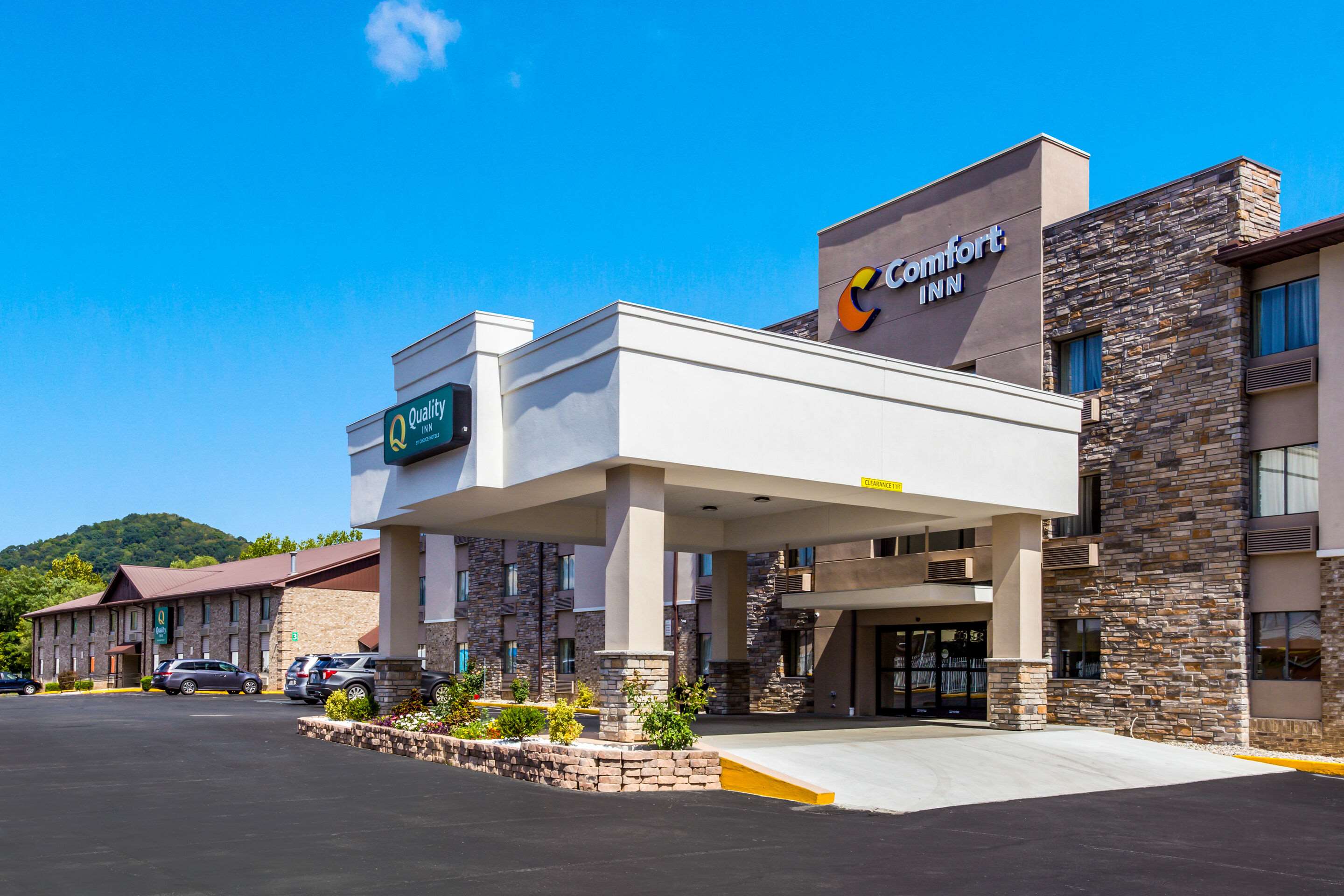 Hotel exterior | Comfort Inn