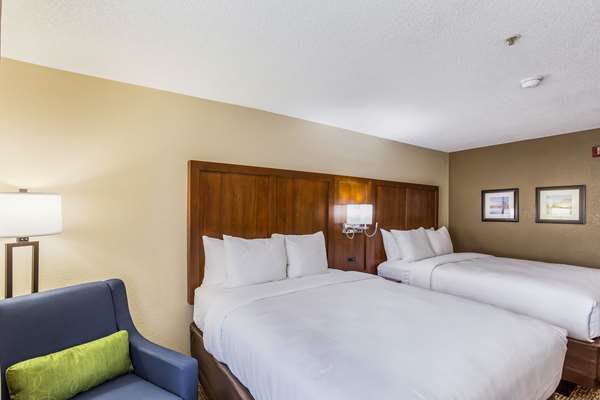  - Comfort Inn Southeast Charleston - I-64 & I-77, Exit 95
