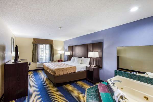  - Quality Inn Southeast Charleston - I-64 & I-77, Exit 95