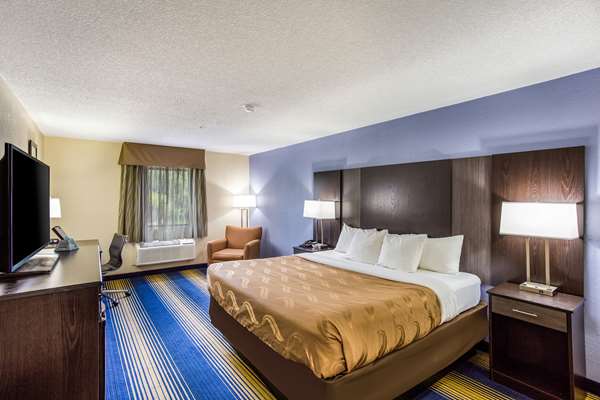  - Quality Inn Southeast Charleston - I-64 & I-77, Exit 95