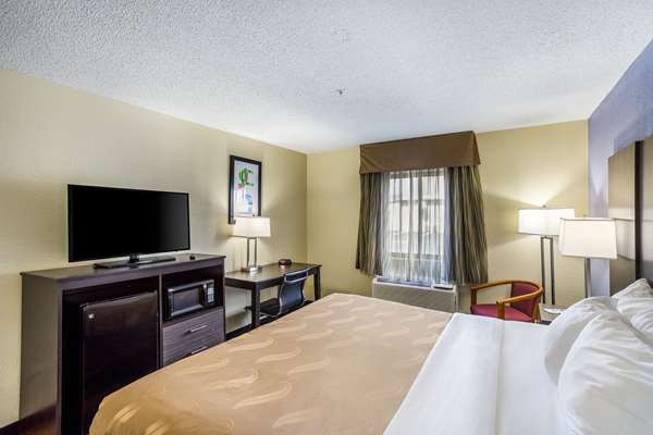  - Quality Inn Southeast Charleston - I-64 & I-77, Exit 95