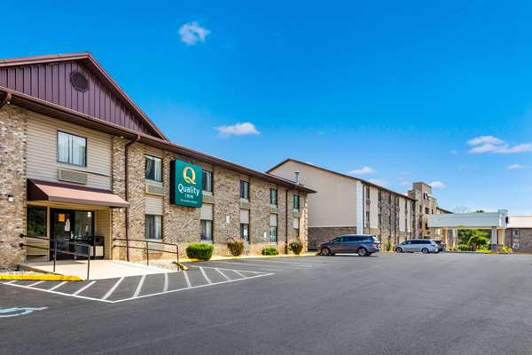 Exterior view - Quality Inn Southeast Charleston - I-64 & I-77, Exit 95