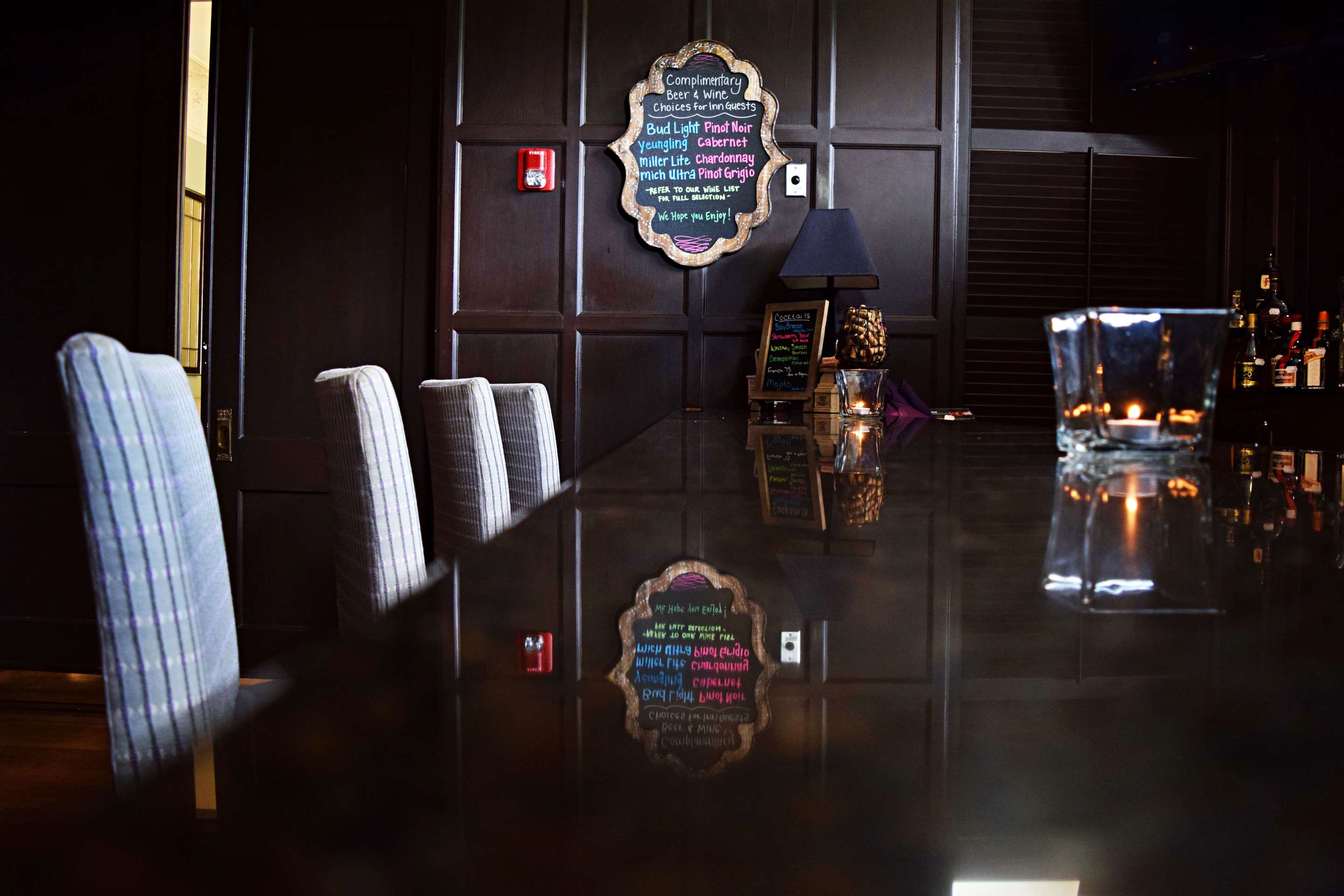 BarLounge | JH Adams Inn, Trademark Collection by Wyndham