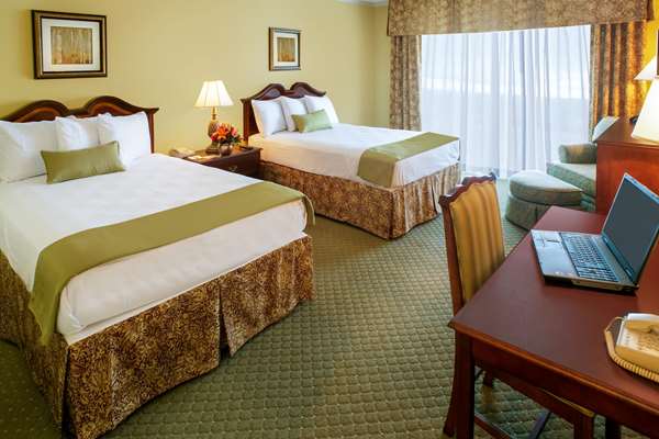  - Clarion Hotel & Suites Convention Center Fredericksburg - I-95, Exit 130