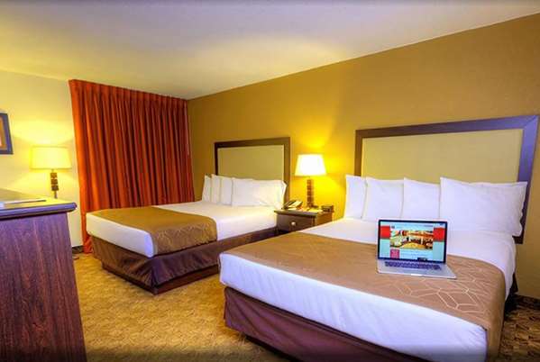  - Village Inn Hotel & Event Center Clemmons - I-40, Exit 184