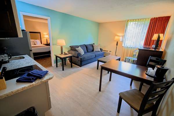  - Village Inn Hotel & Event Center Clemmons - I-40, Exit 184