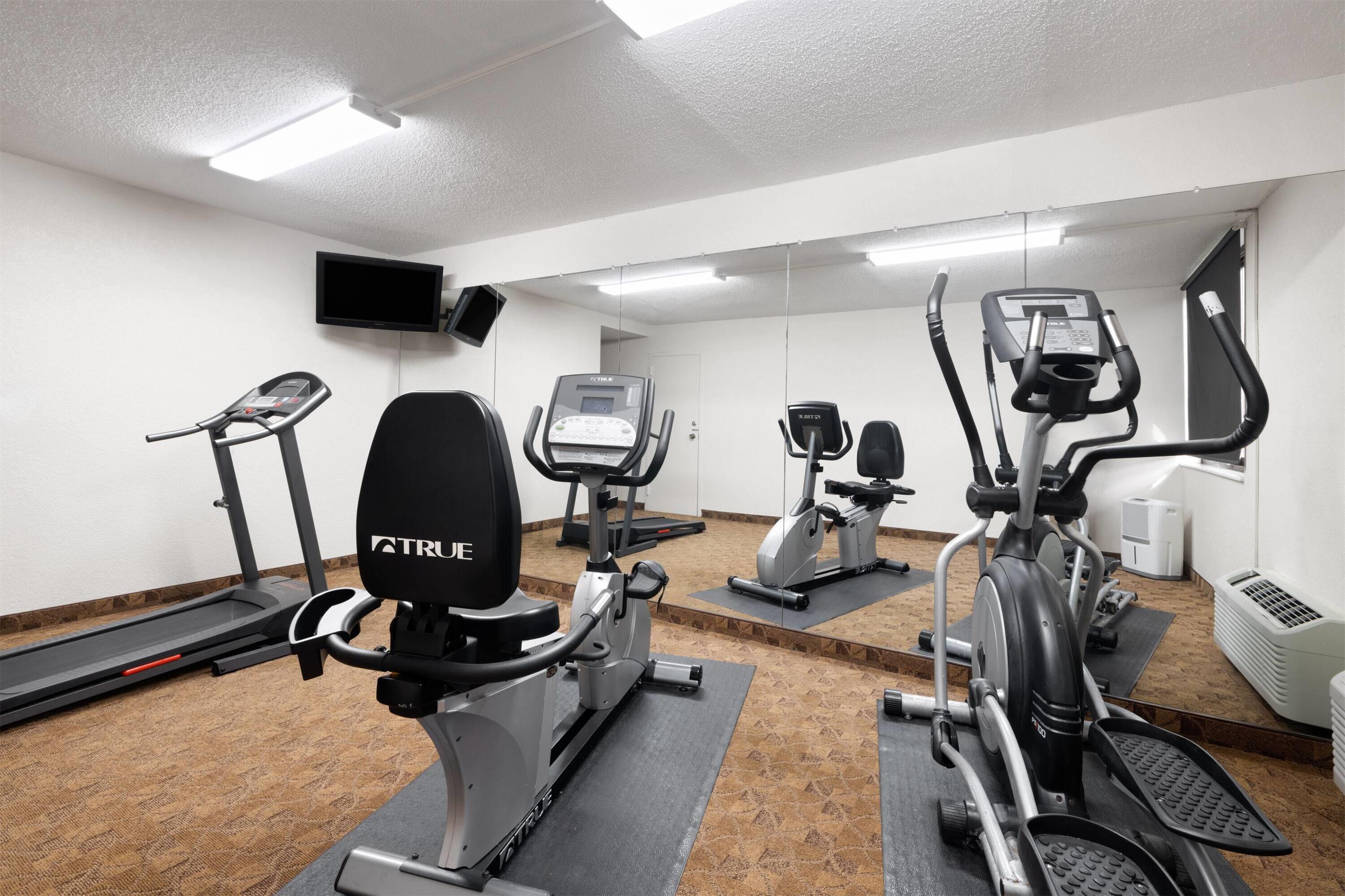 Health club fitness center gym | Village Inn Clemmons/Winston Salem, Trademark by Wyndham