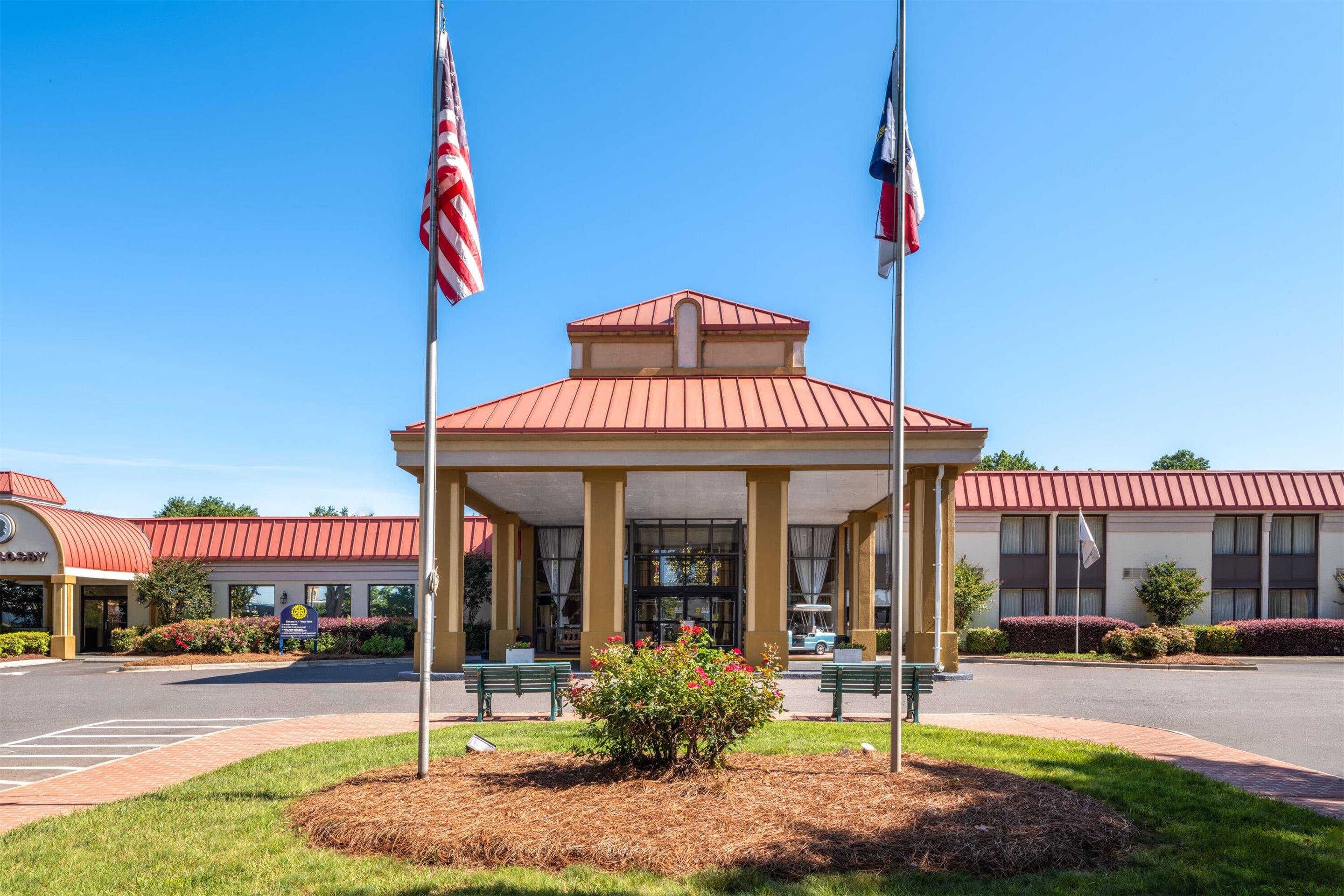 Exterior | Village Inn Clemmons/Winston Salem, Trademark by Wyndham