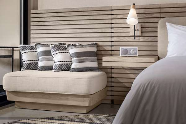  - Alila Marea Beach Resort Encinitas - I-5, Exit 44